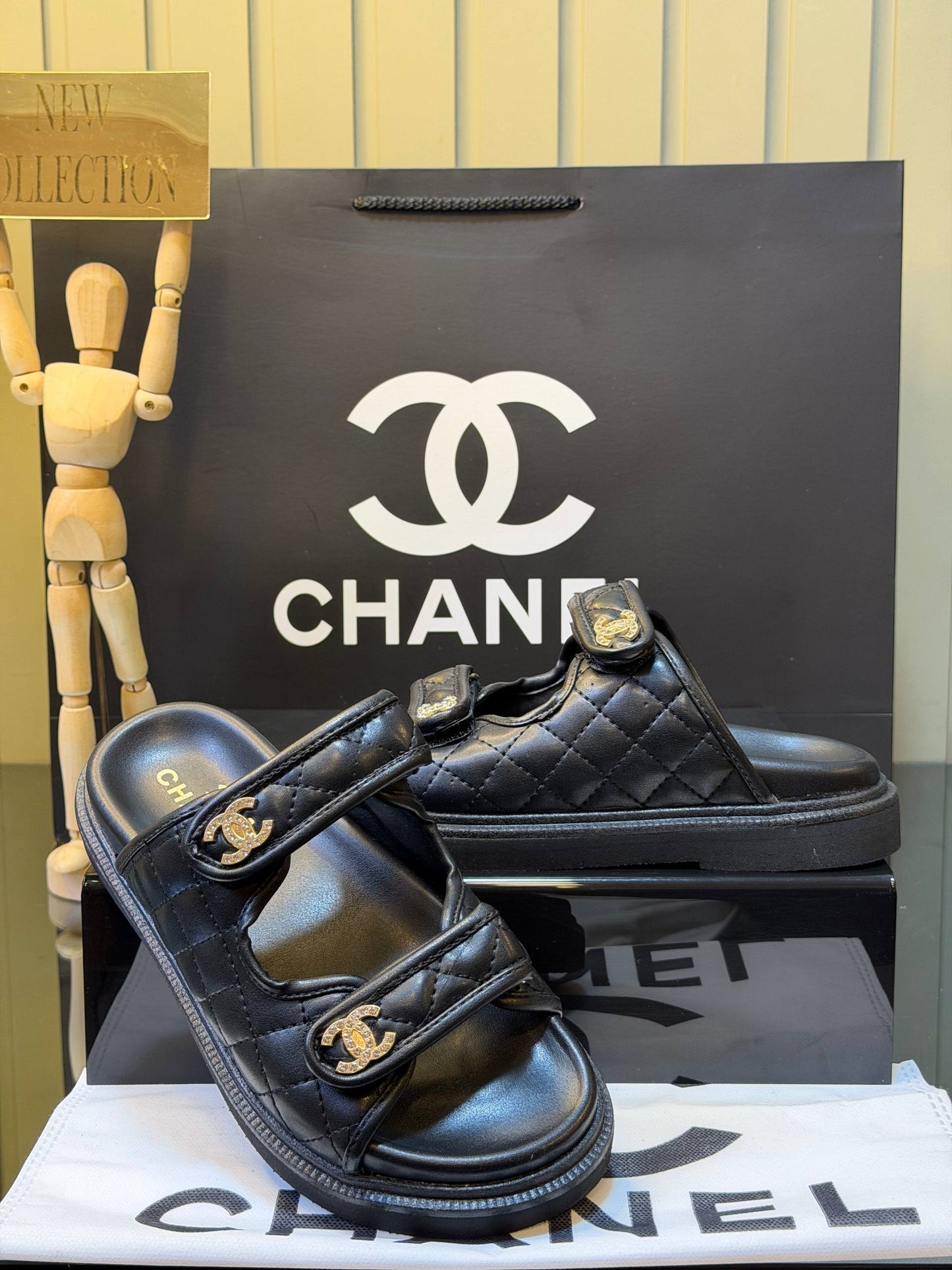 CH 25 Small Bag and Slipper