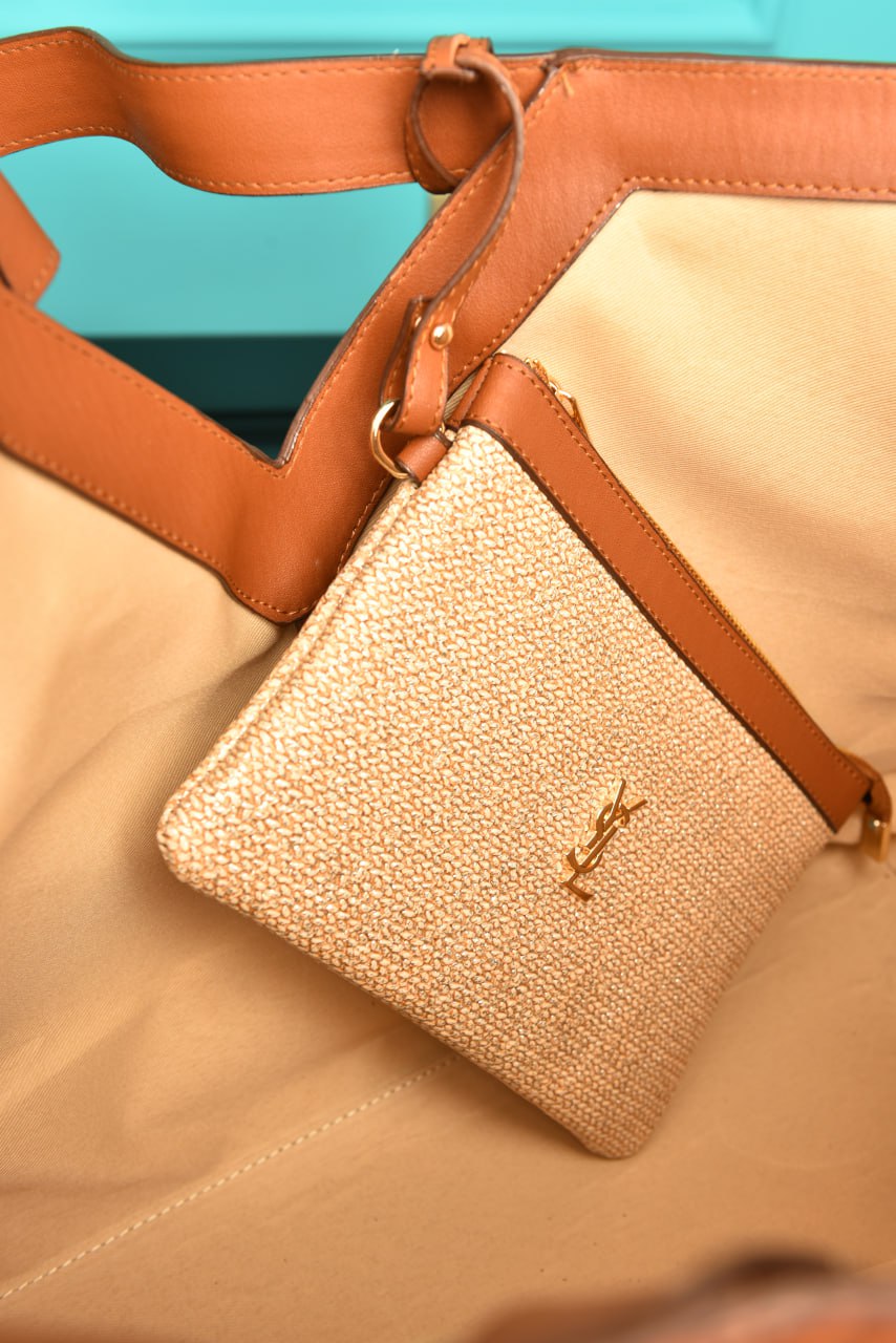 'Y Tote in Leather Bag