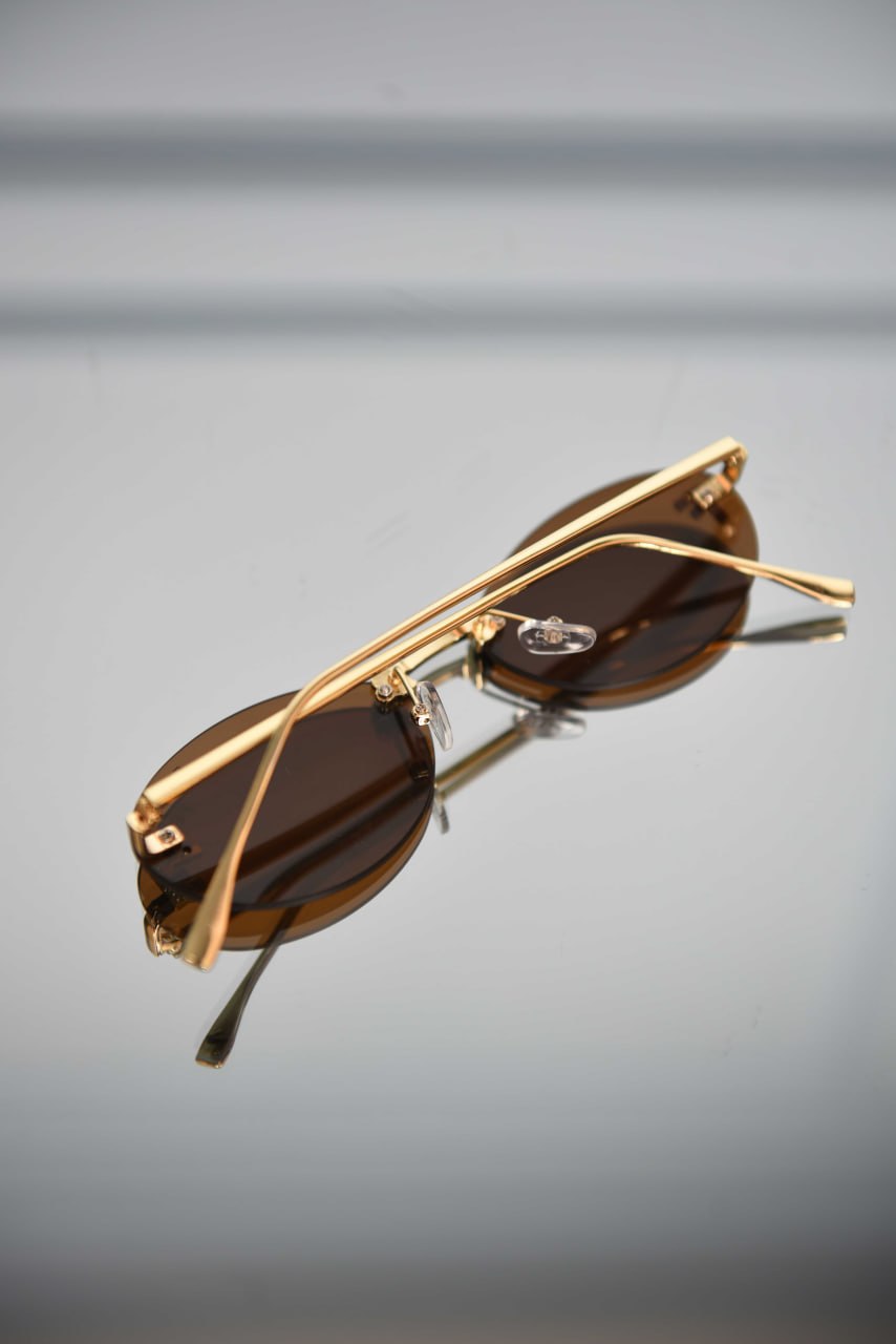 'F - Sunglasses