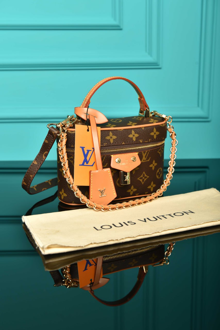 Vanity Chain Pouch