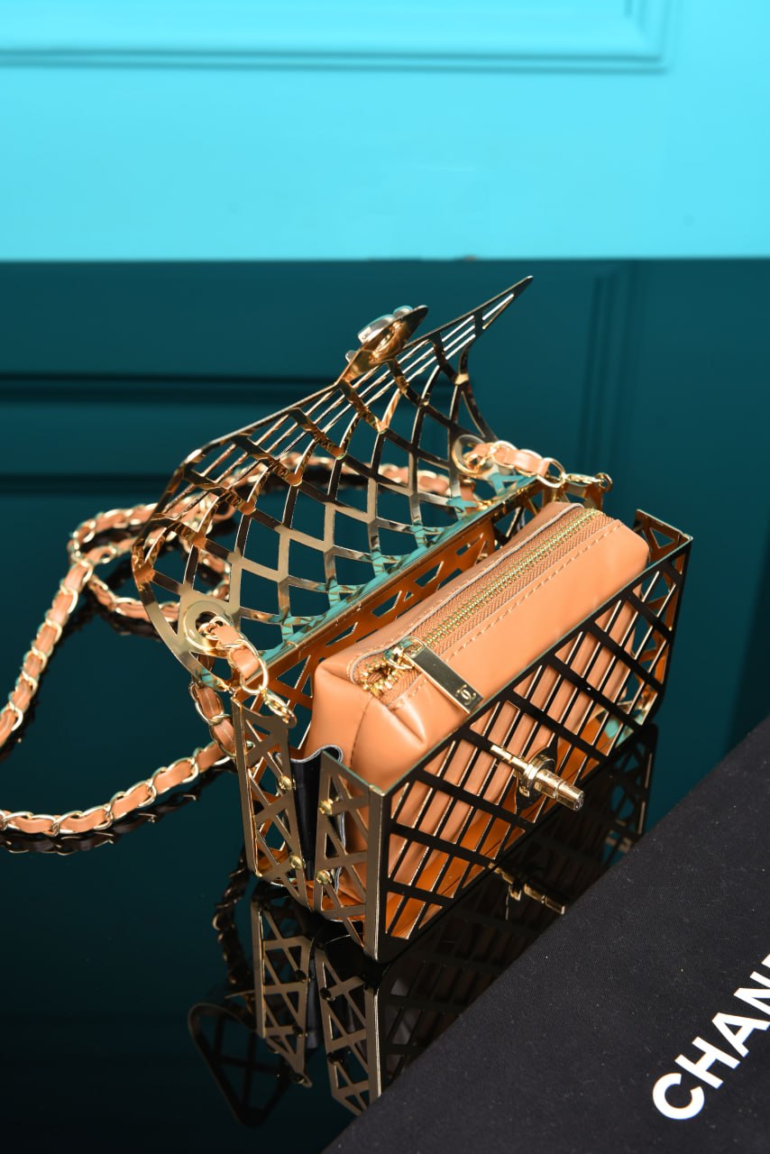 'C - Mini Cage Flap with Pouch
