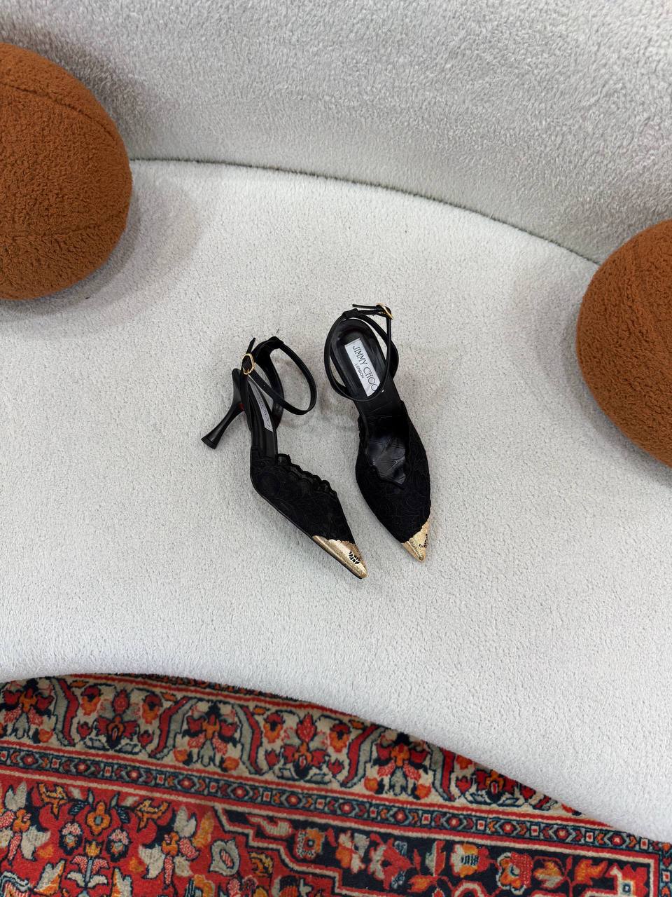 'JC - Heel