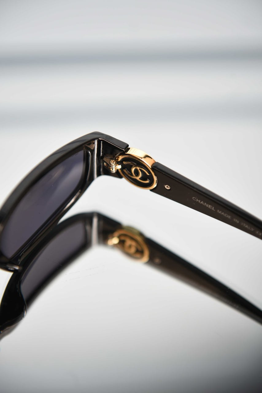 'C -  Sunglasses