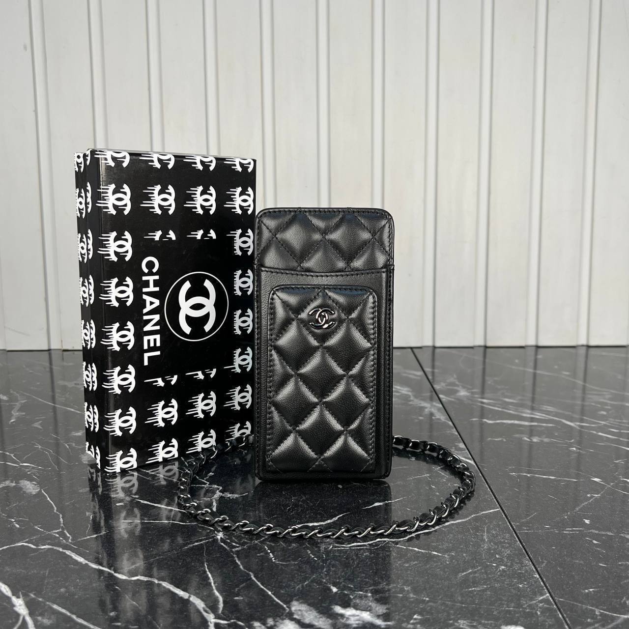 'C - Phone Wallet