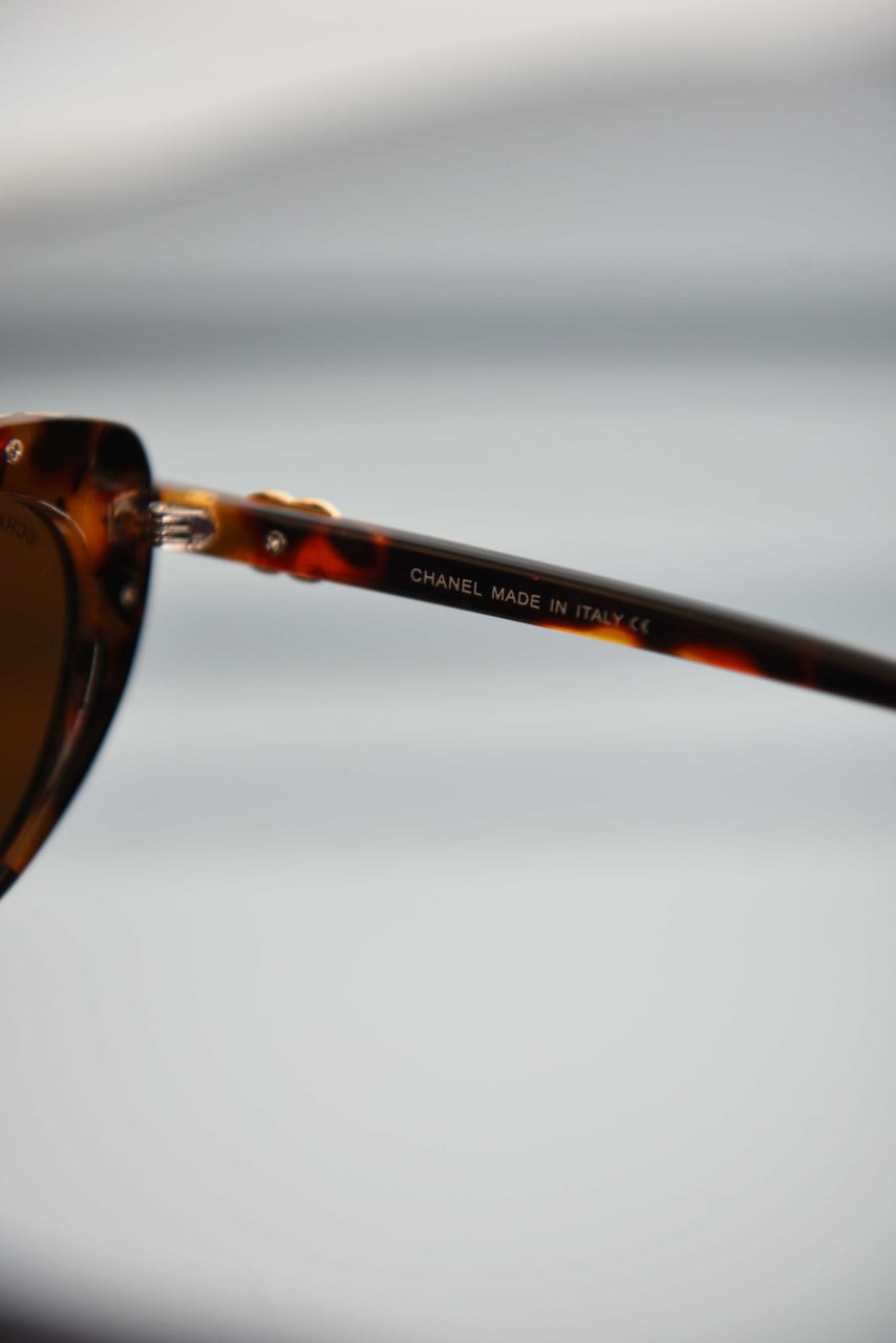 'C -  Sunglasses