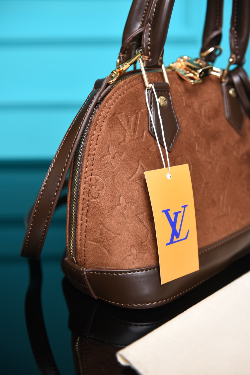 ' Alma BB Bag in Suede