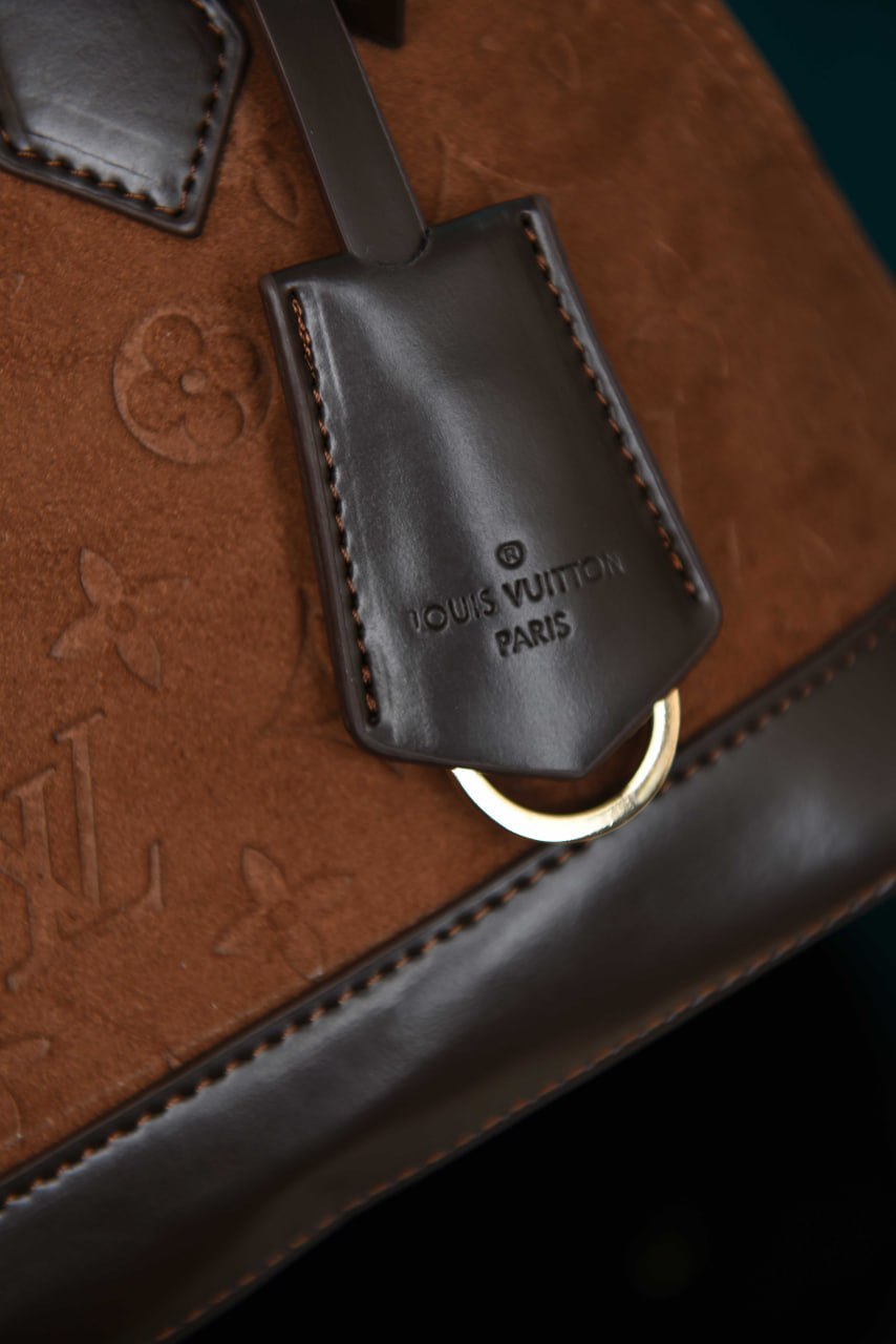 ' Alma BB Bag in Suede