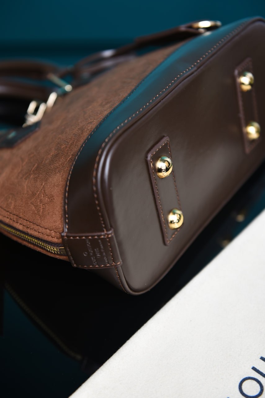 ' Alma BB Bag in Suede