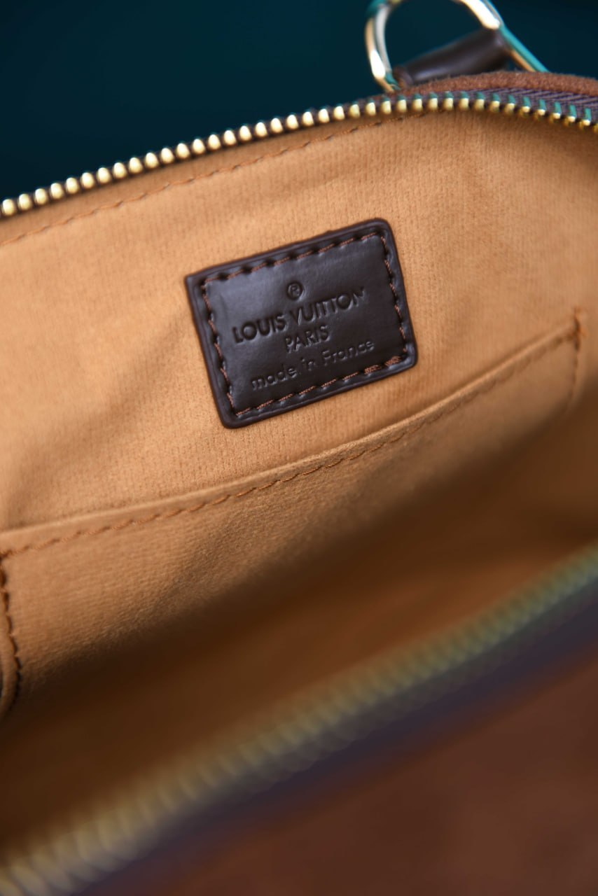 ' Alma BB Bag in Suede