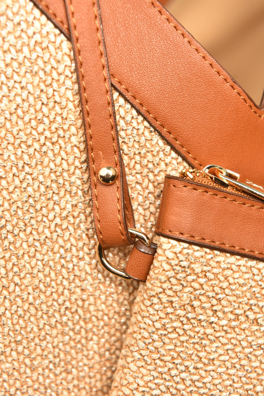 'Y Tote in Leather Bag
