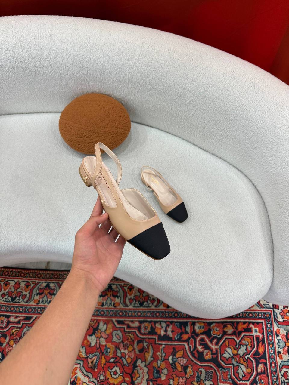 'C - Shoes