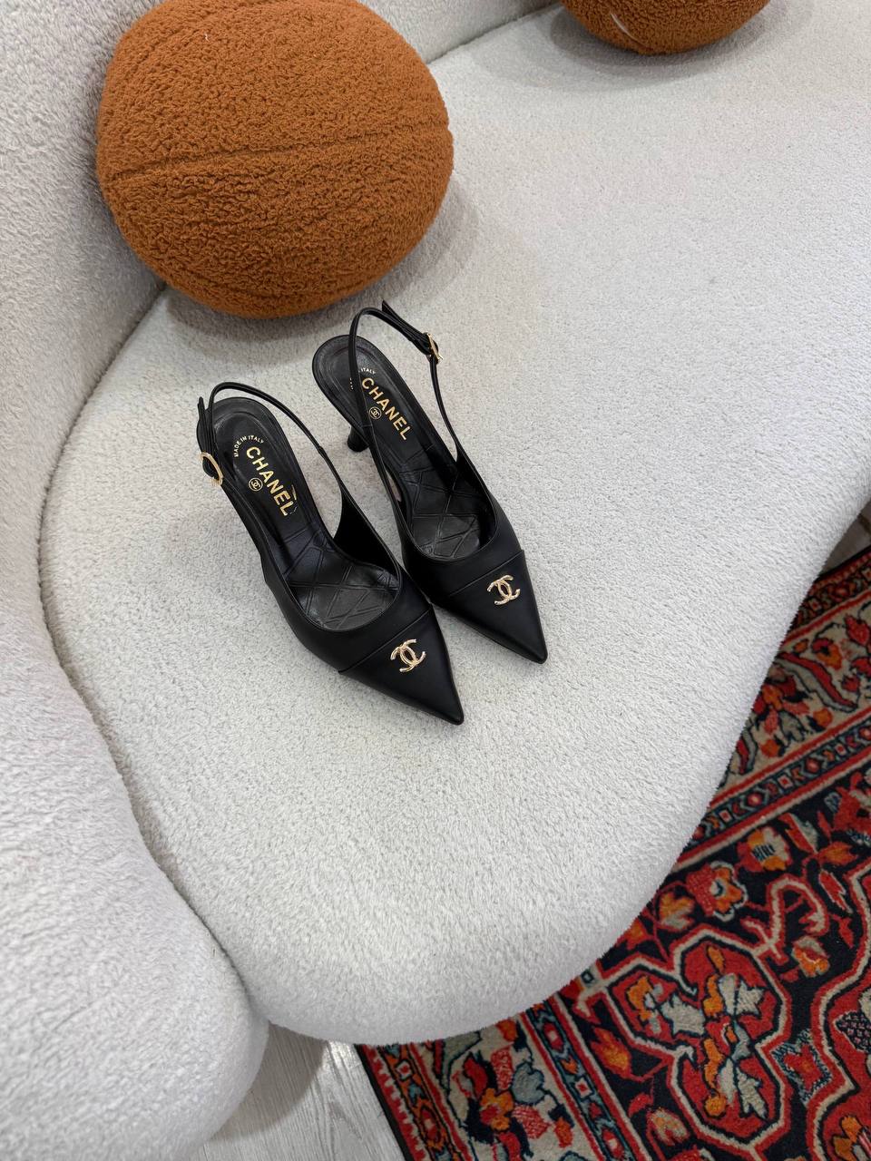 'C - Heel
