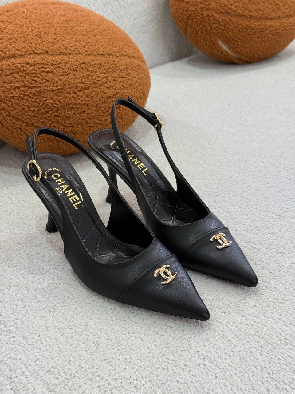 'C - Heel