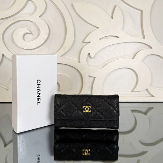 'C - Flap Wallet
