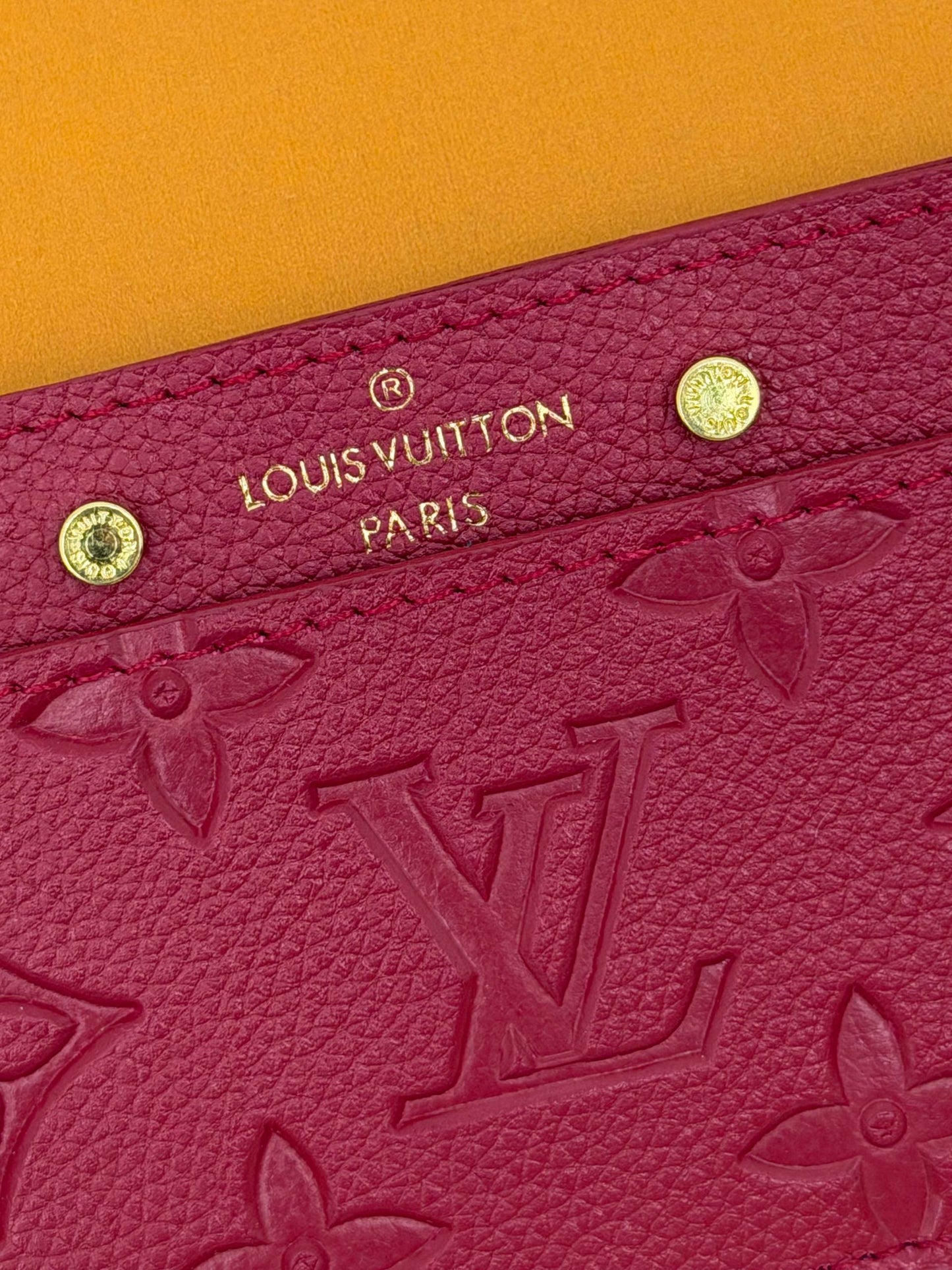 'L - Card