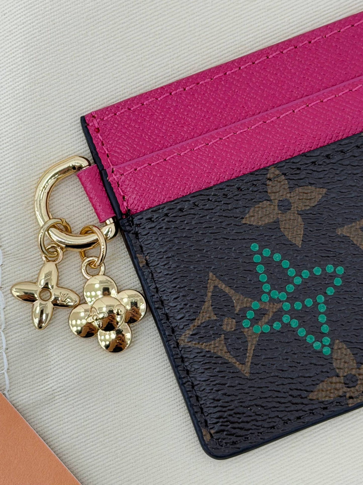 ' Charms Card Holder