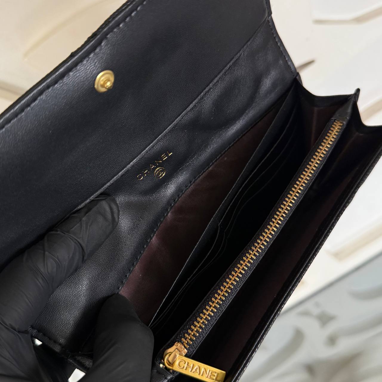 'C - Flap Wallet