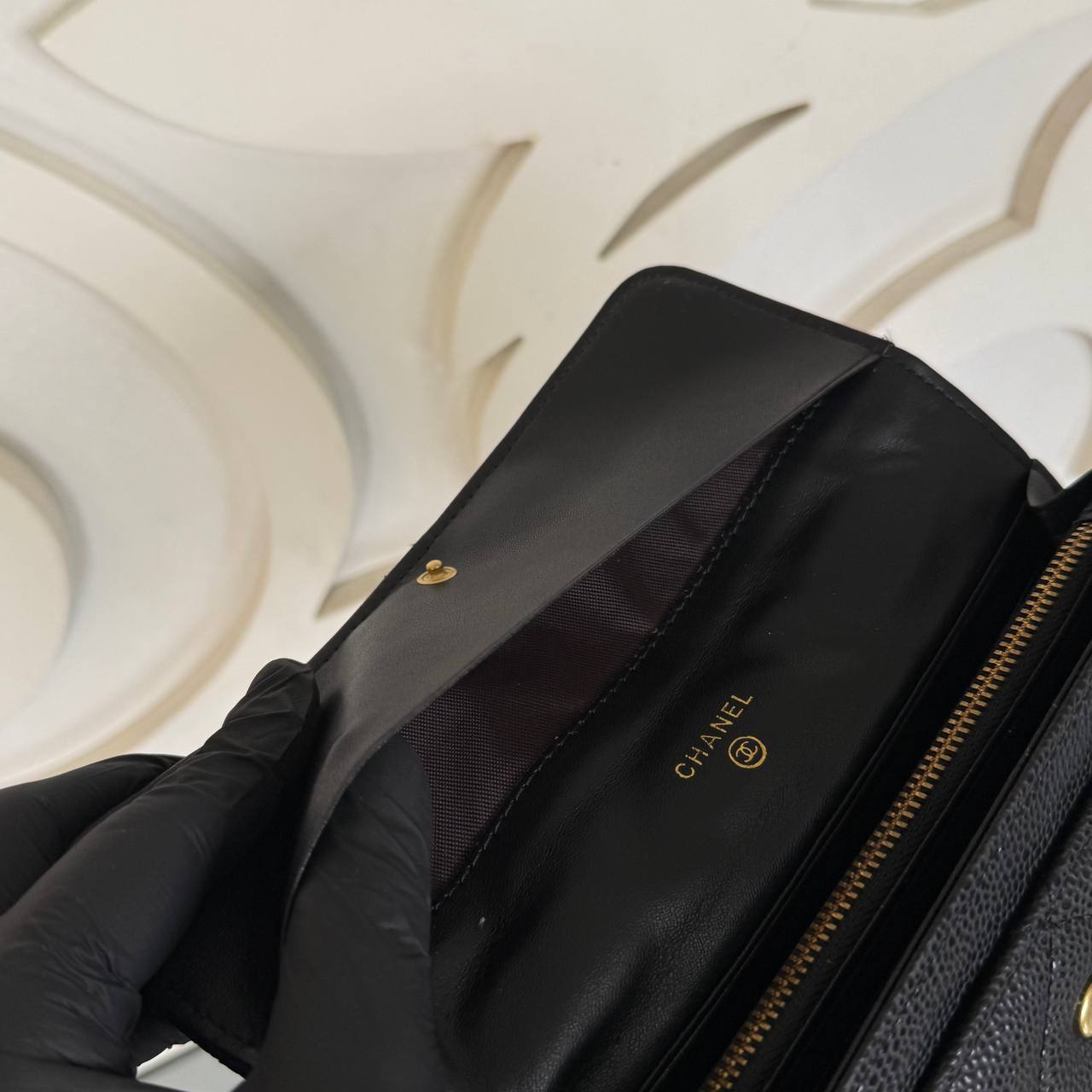 'C - Flap Wallet
