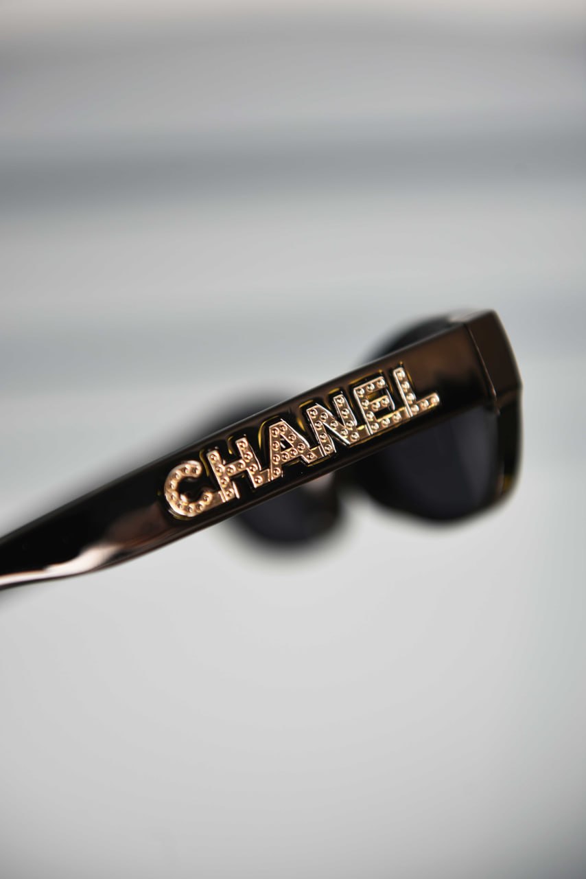 'C - Sunglasses