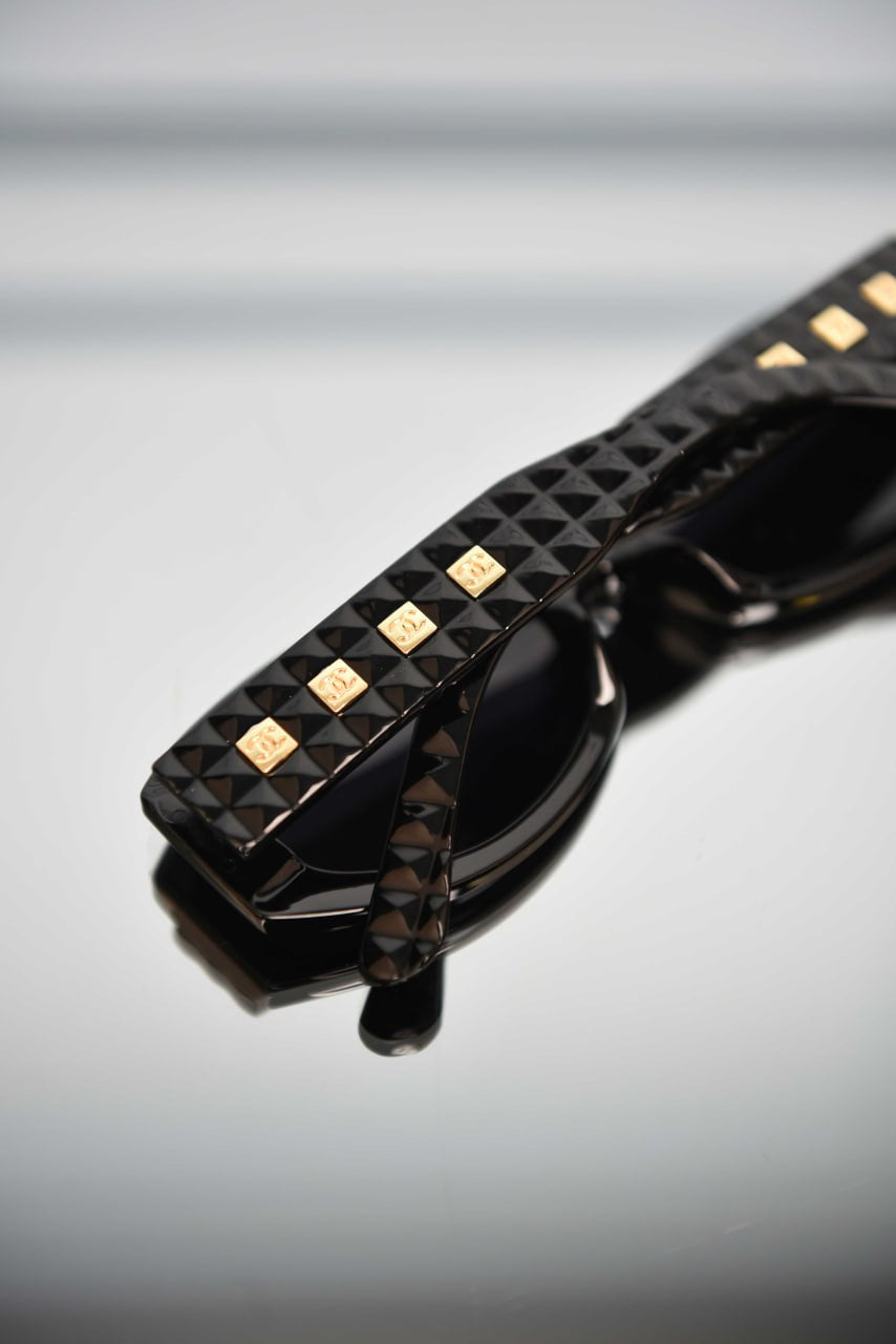 'C - Sunglasses