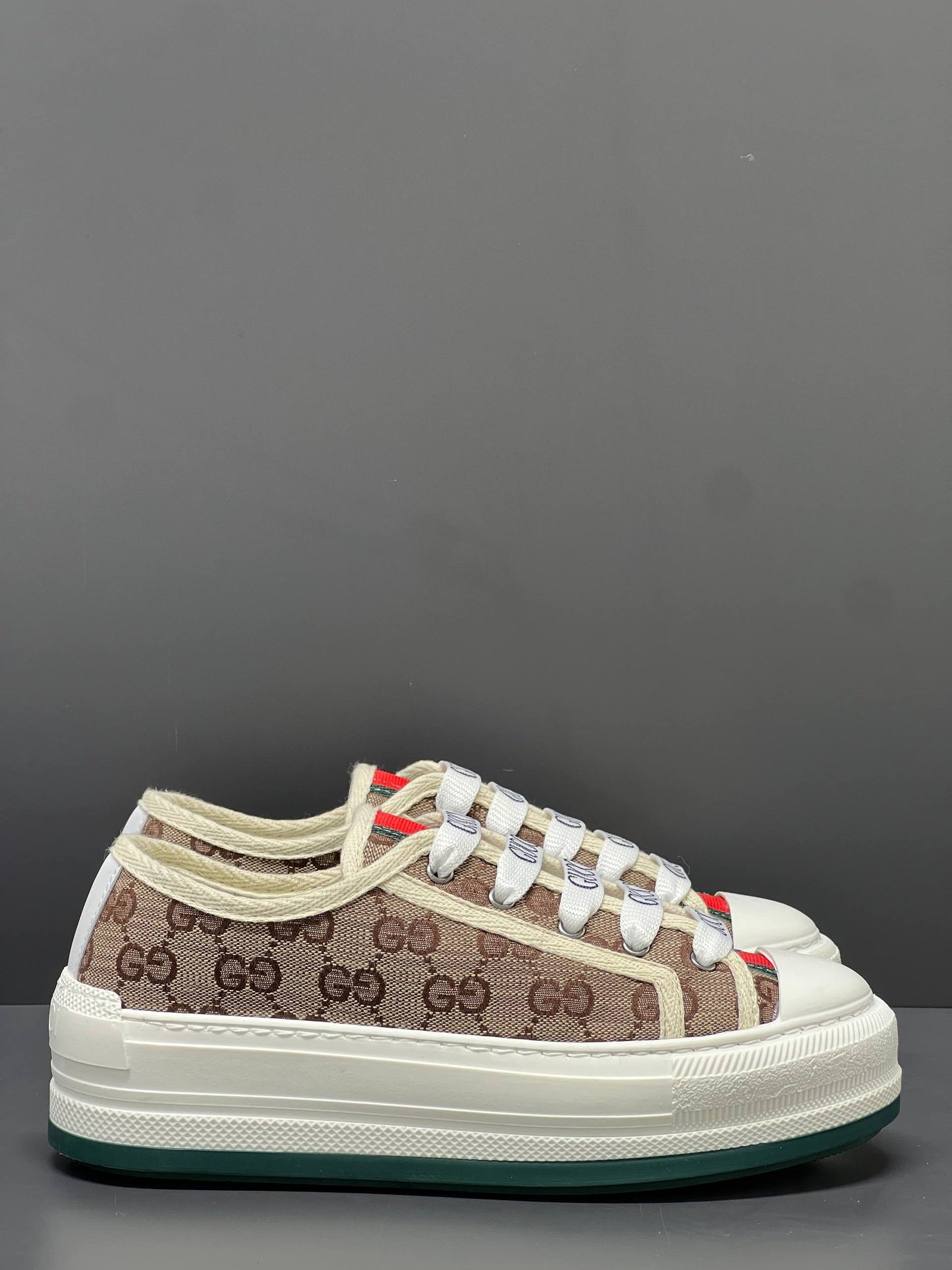 ' Milano Shoes