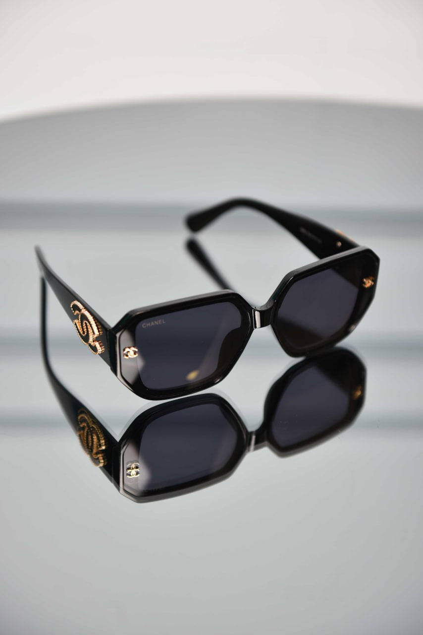 'C - Sunglasses