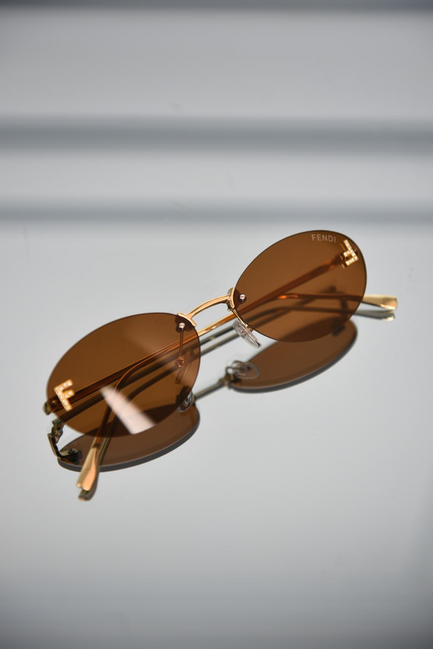 'F - Sunglasses