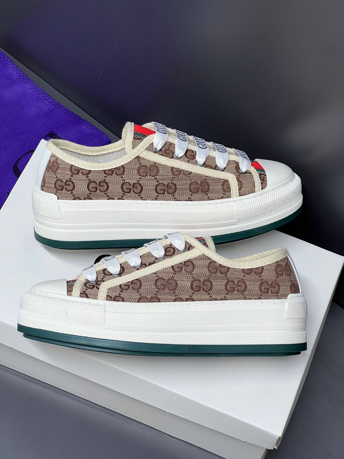 ' Milano Shoes
