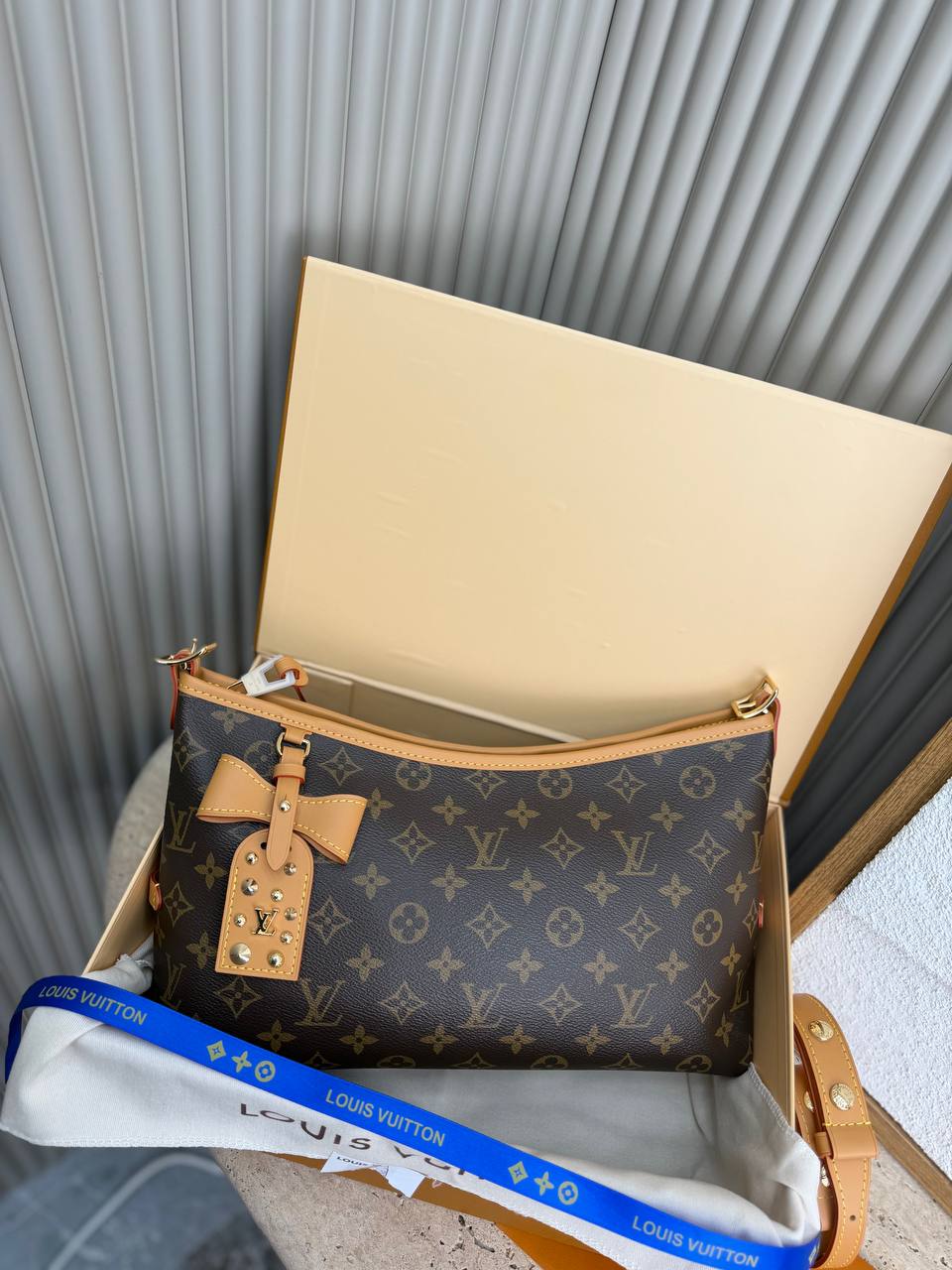 '- CarryAll