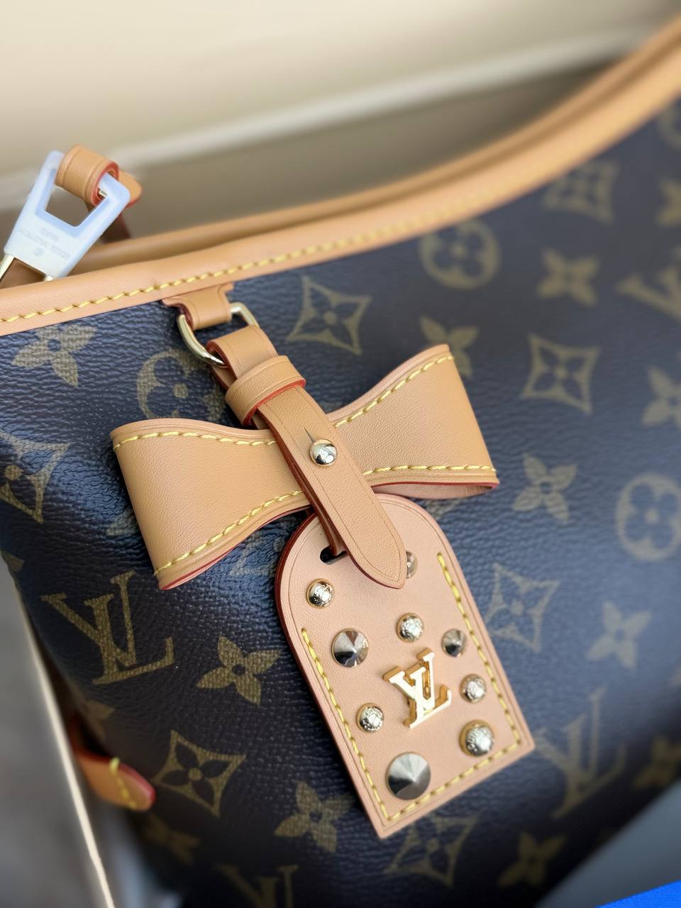 '- CarryAll