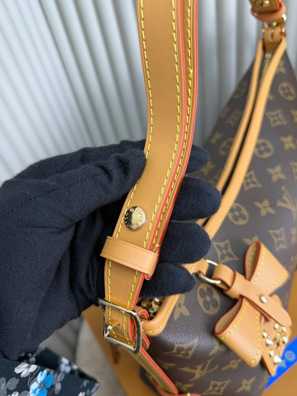 '- CarryAll