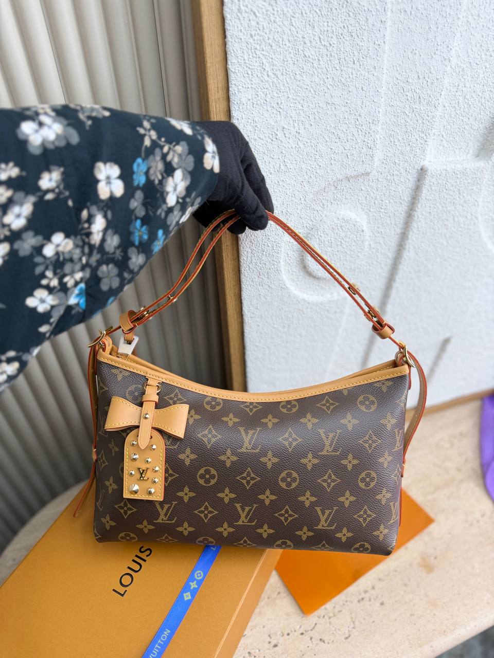 '- CarryAll