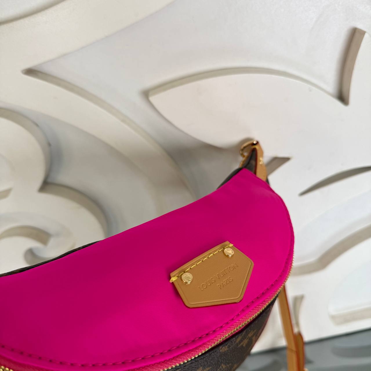 'L - Bumbag