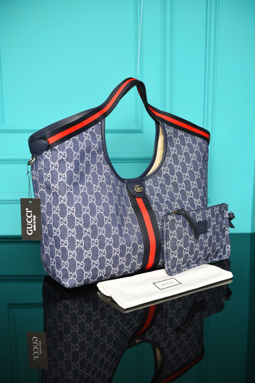 '- Giglio Large Tote Bag