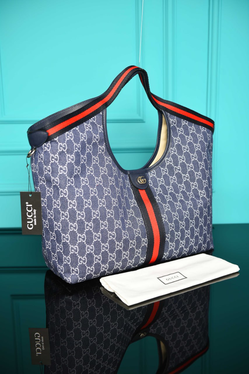 '- Giglio Large Tote Bag