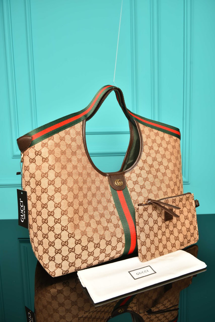 '-Giglio Large Tote Bag