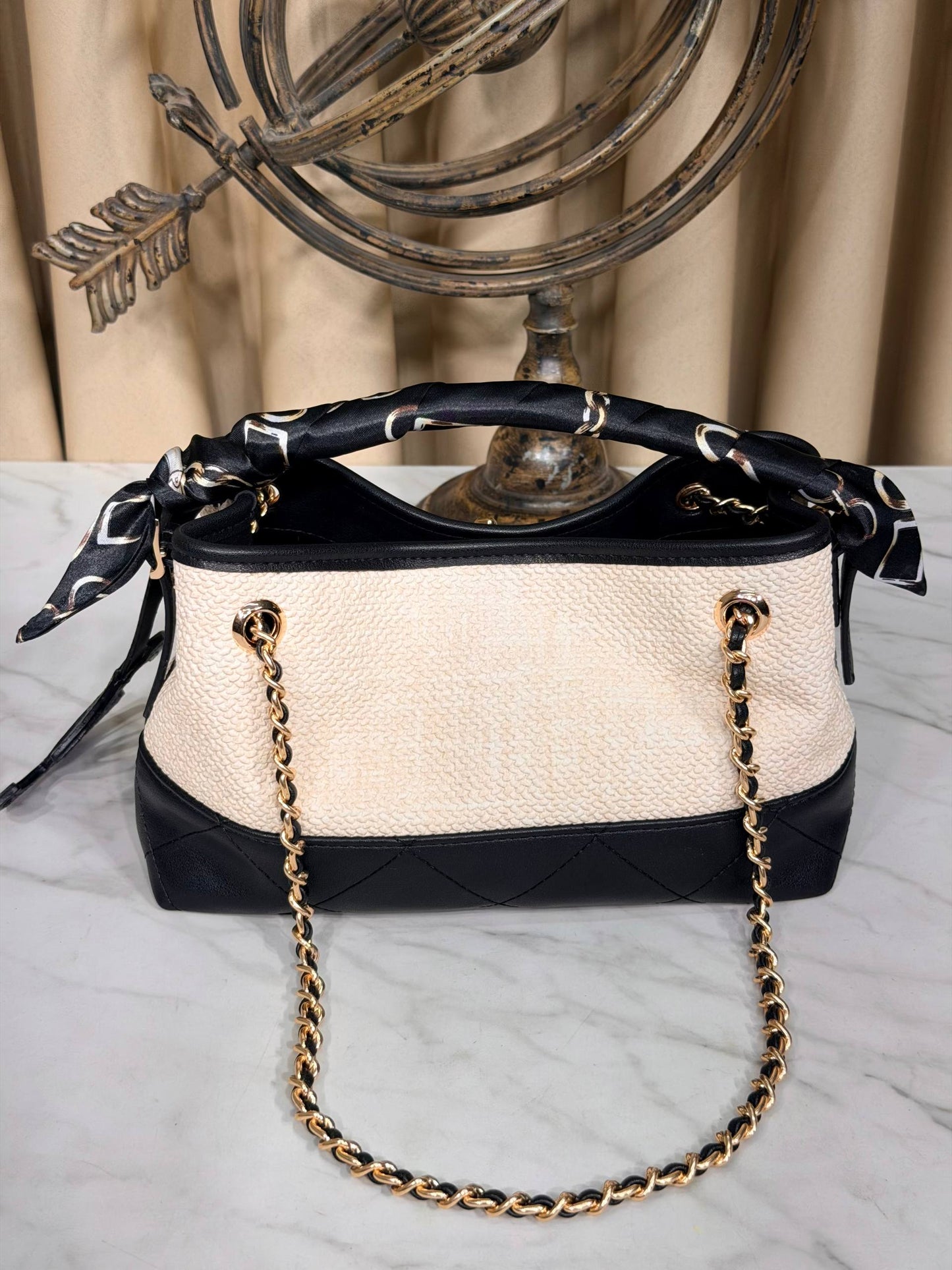 'C - SMALL SHOPPING BAG