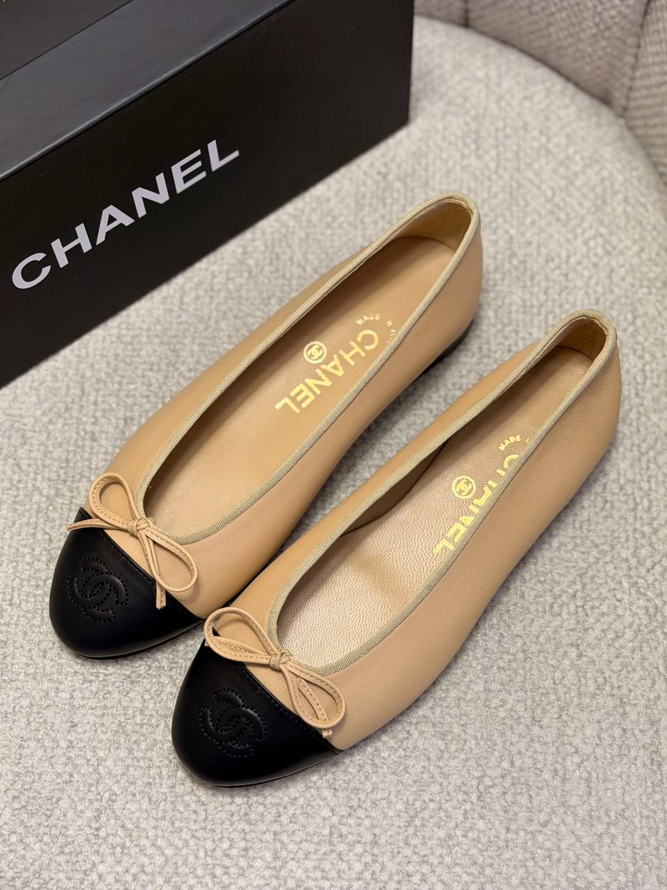 'C - Ballet Flats