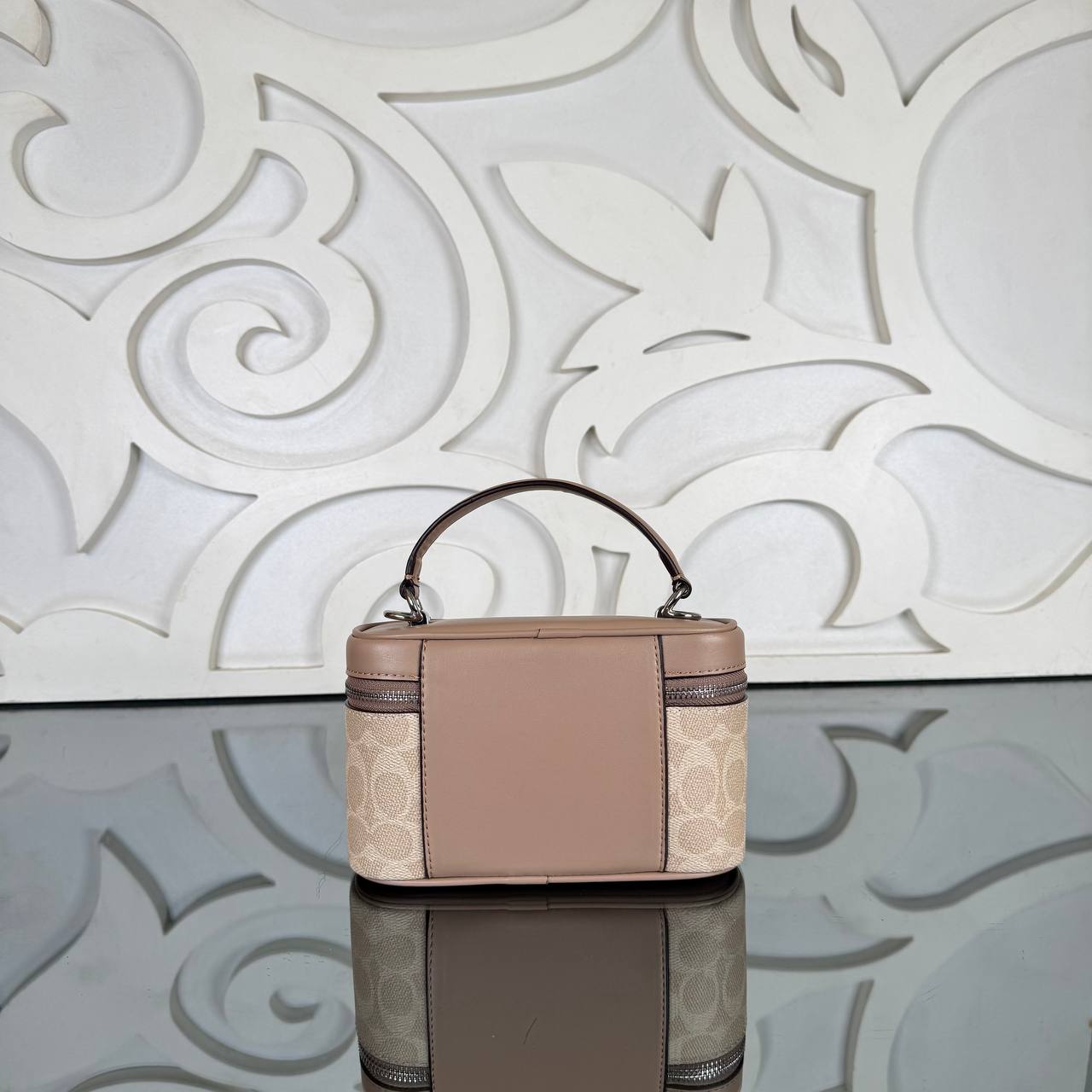 '-Mini Rainer 18 Crossbody Bag