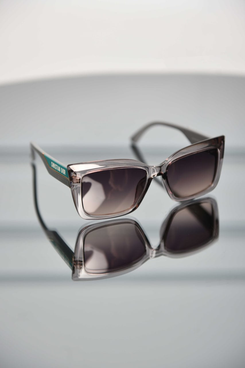 'D - Sunglasses