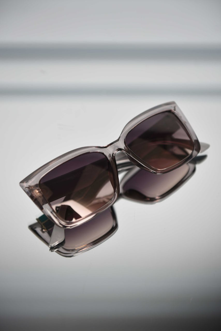 'D - Sunglasses