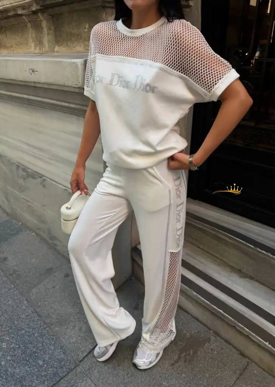 '-Two-piece fabric with mesh detail