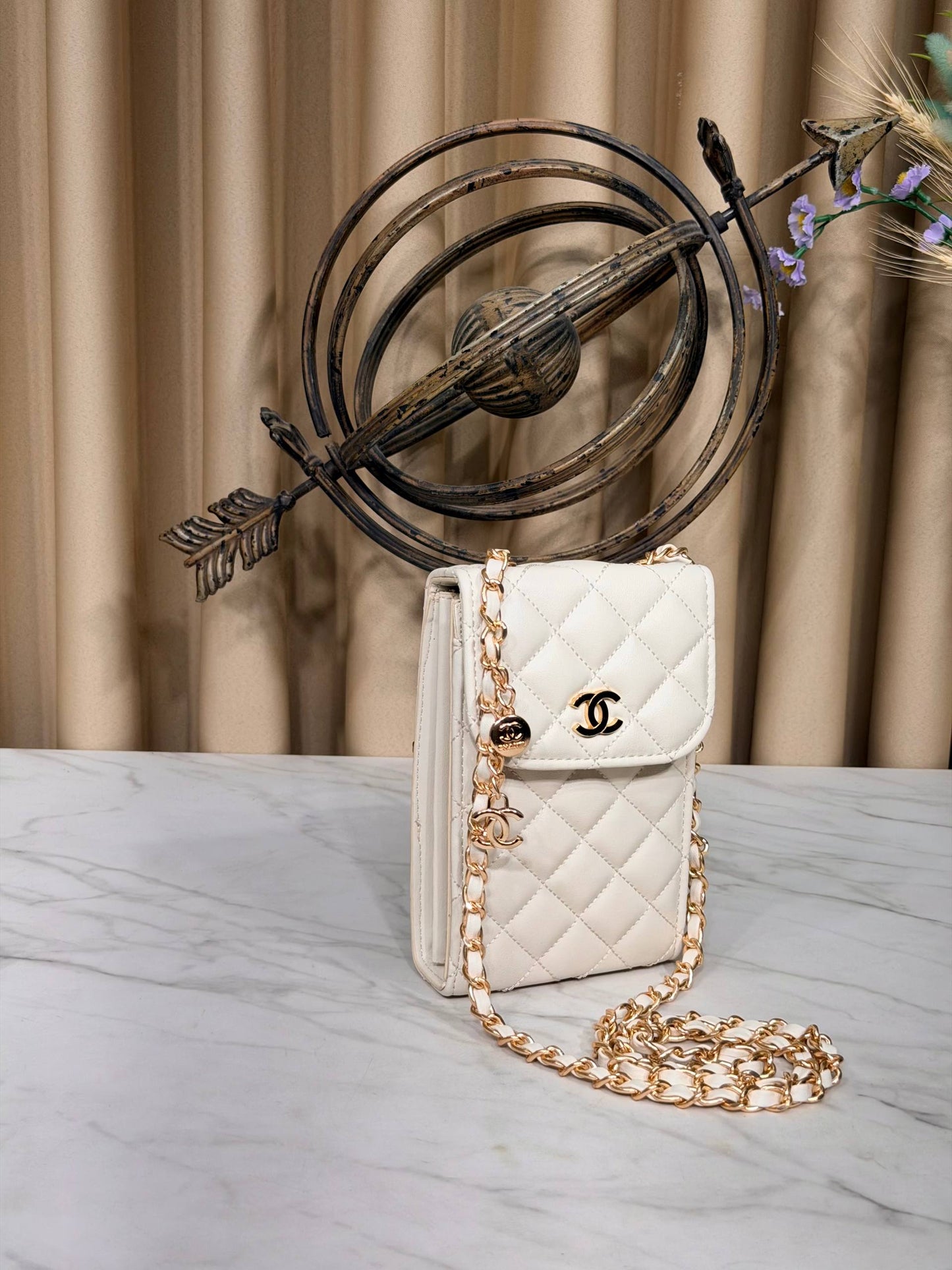 'C - Phone bag