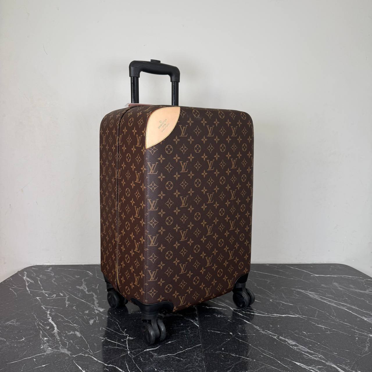 'L- 50 New Version Cabin-Size Suitcases