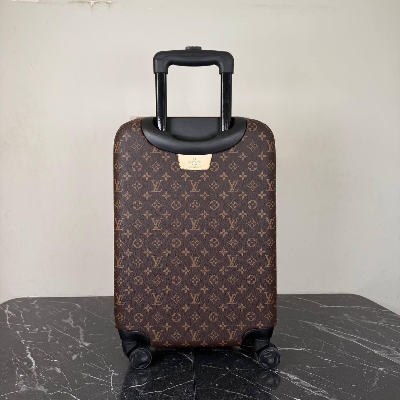 'L- 50 New Version Cabin-Size Suitcases