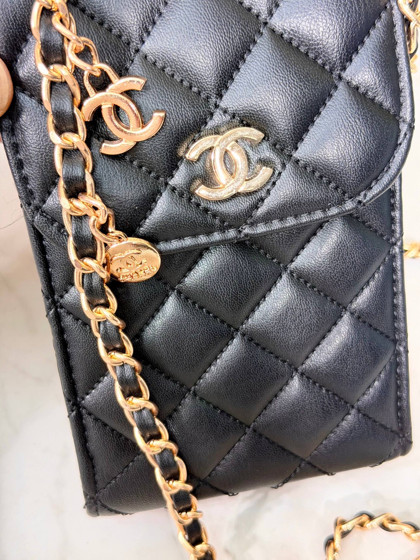'C - Phone bag