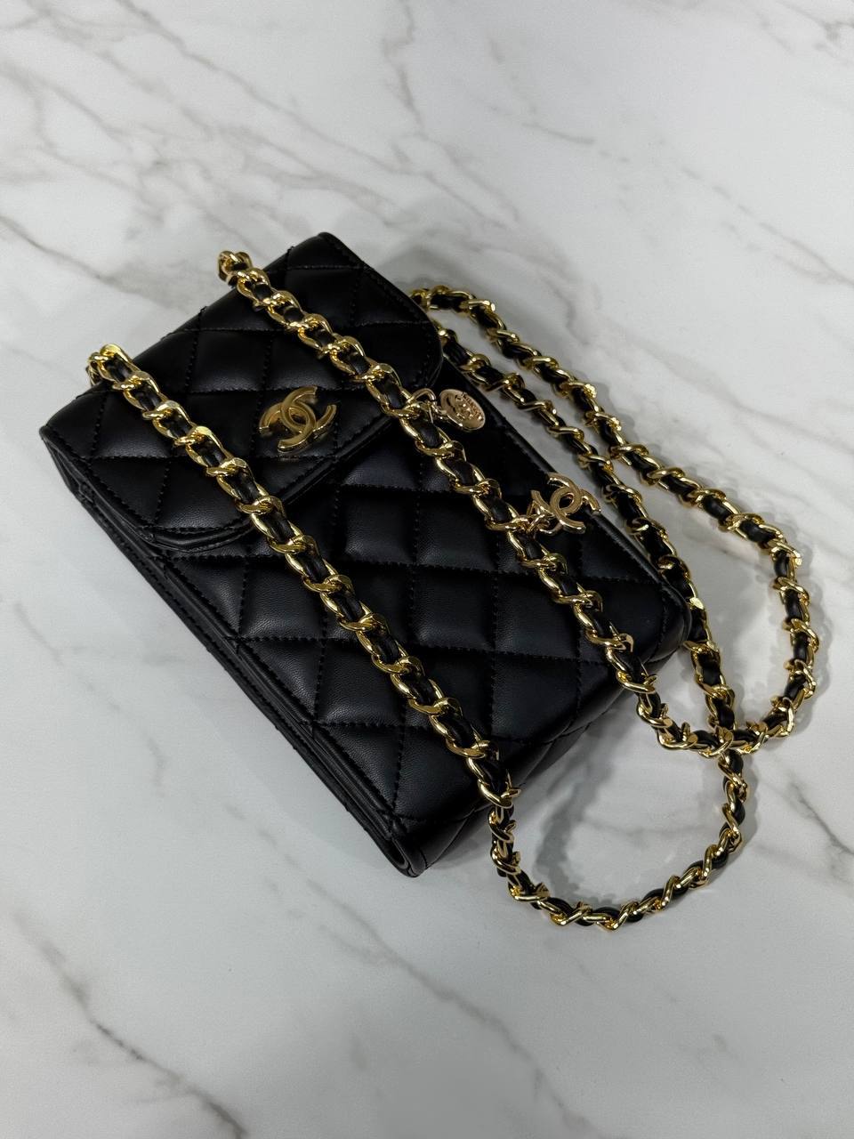 'C - Phone bag
