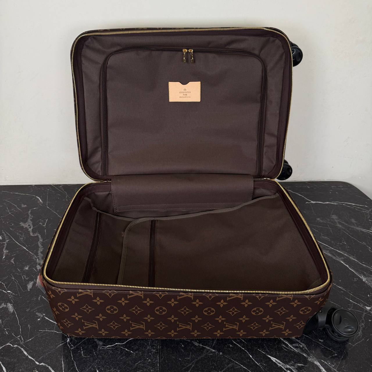 'L- 50 New Version Cabin-Size Suitcases