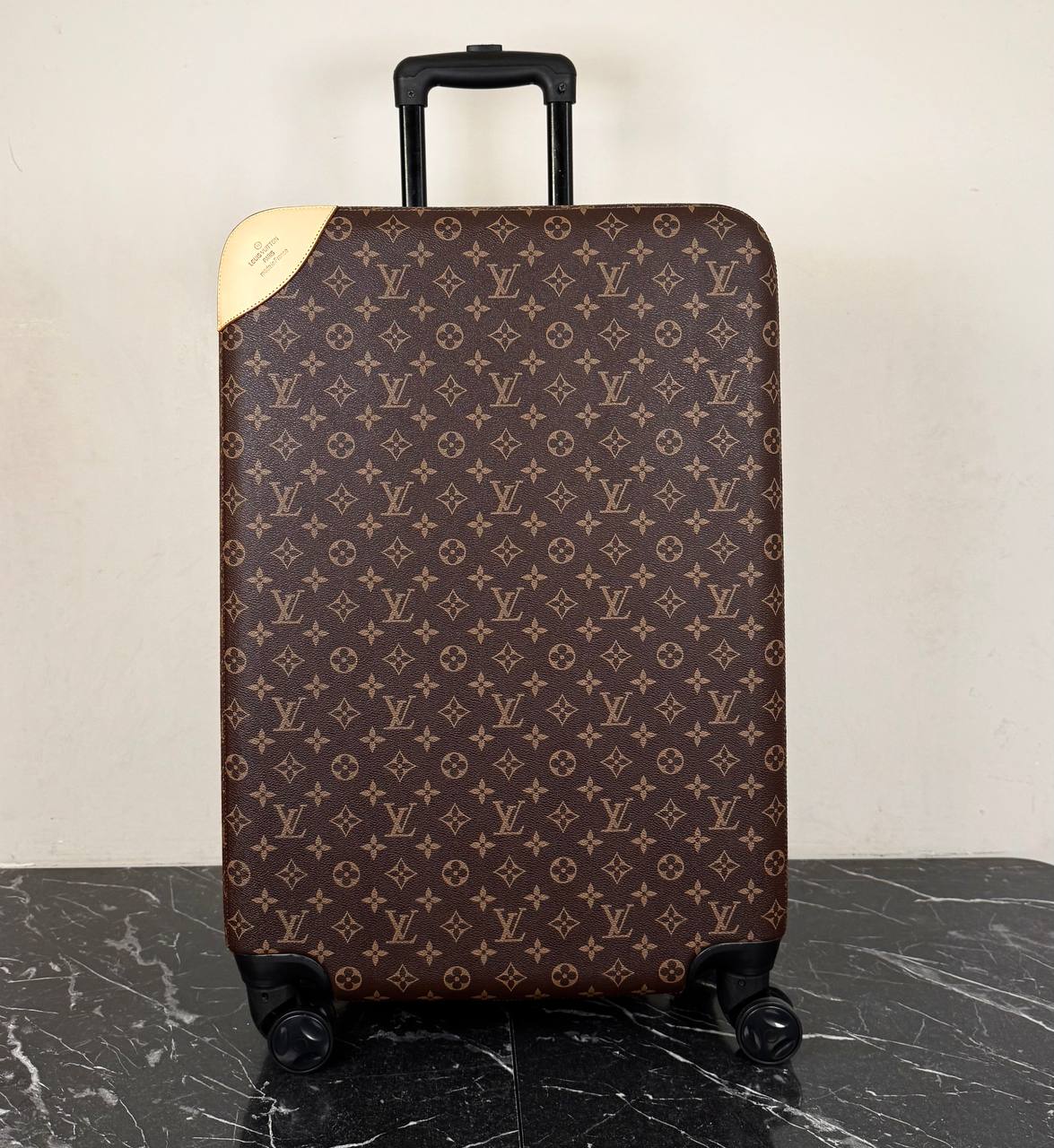 'L- 50 New Version Cabin-Size Suitcases