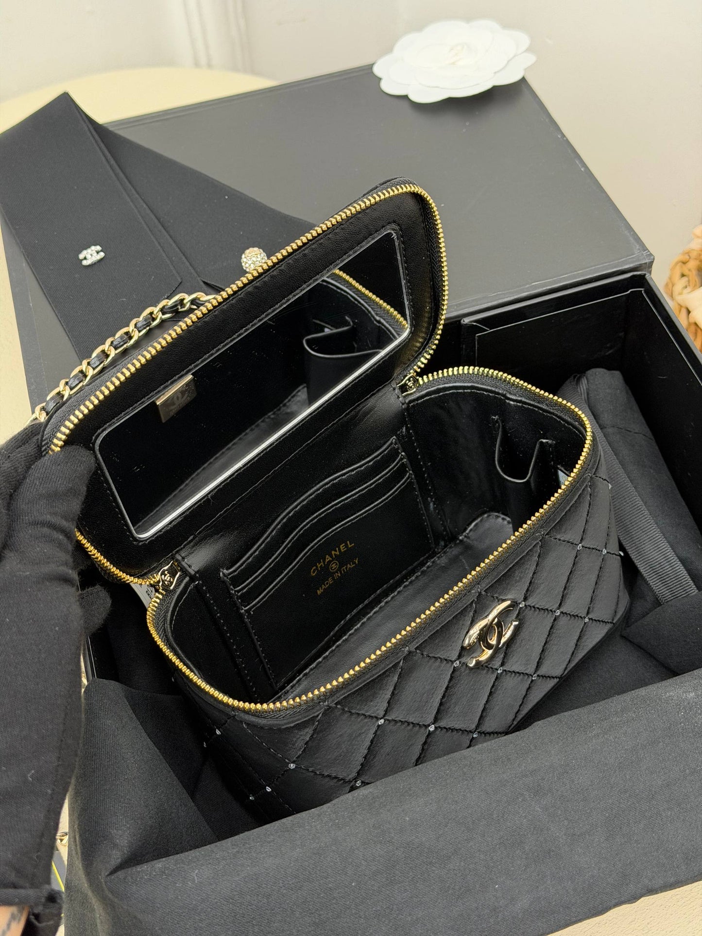 'C - Bag